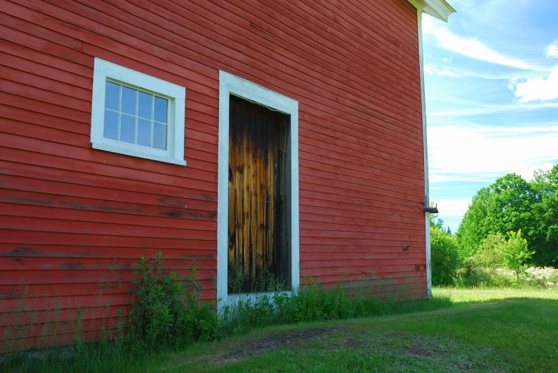 Wood Barn Siding Installation in Fayetteville, NC